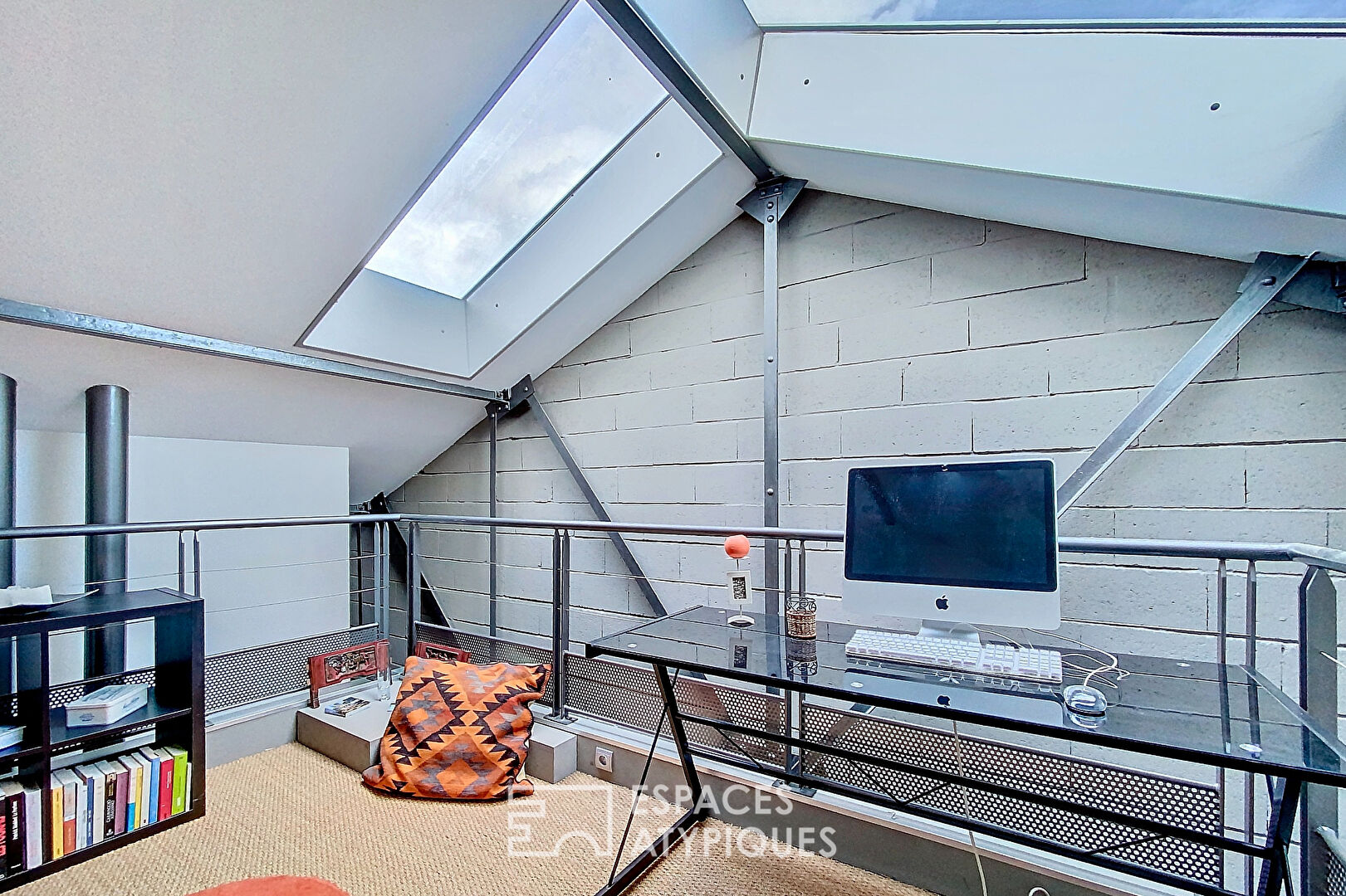 Loft industriel avec terrasse végétalisée