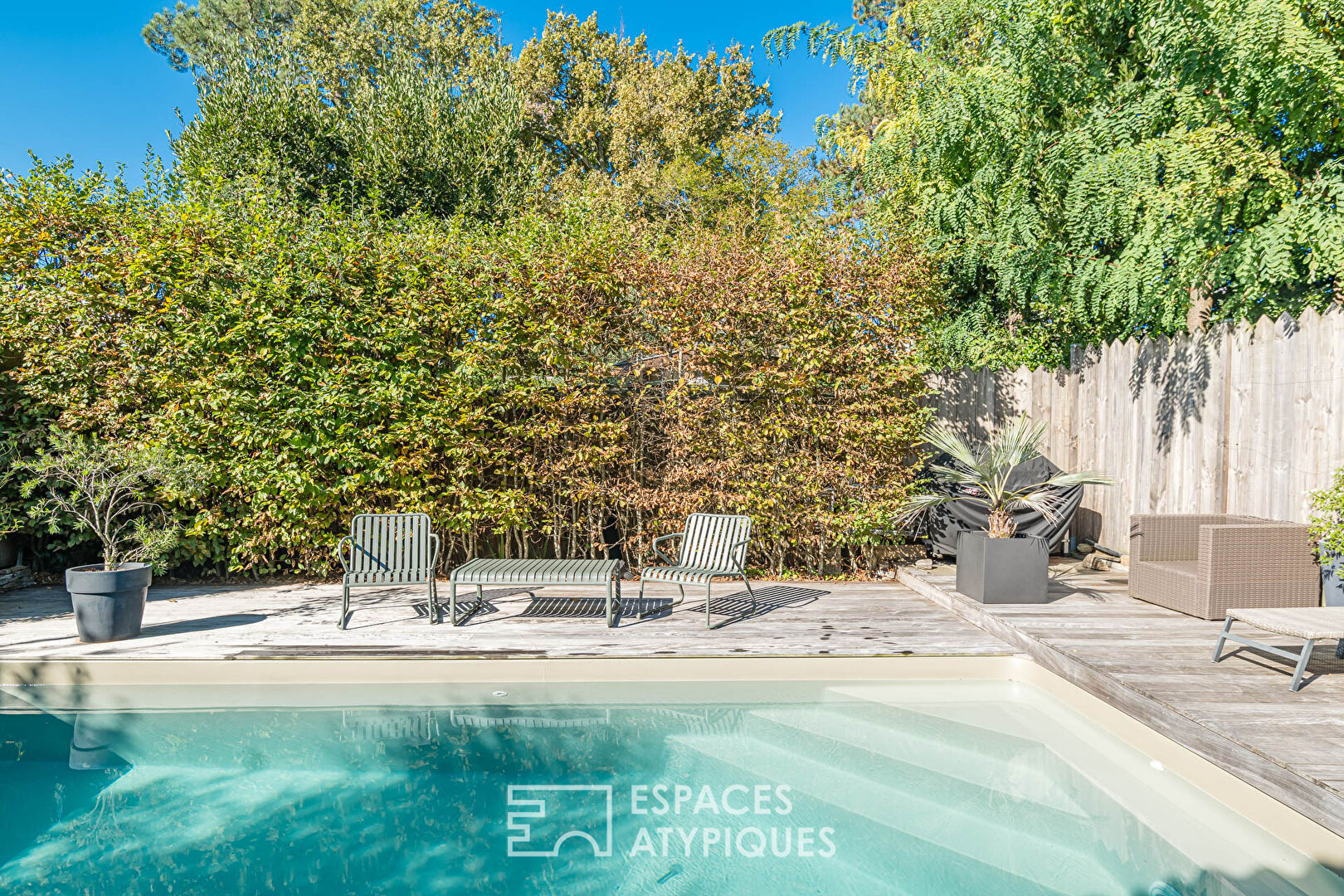 Villa architecturale avec jardin, piscine et garage à Caudéran