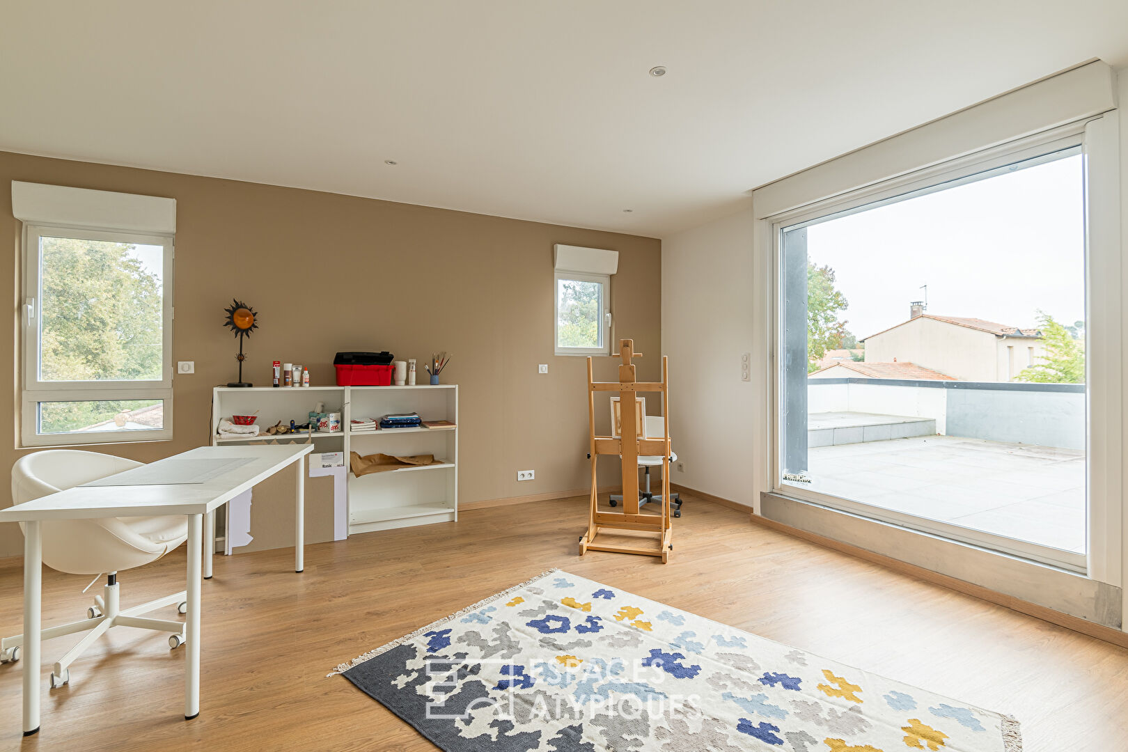 L’Écrin Contemporain with garden and swimming pool in Saint-Aubin-de-Médoc