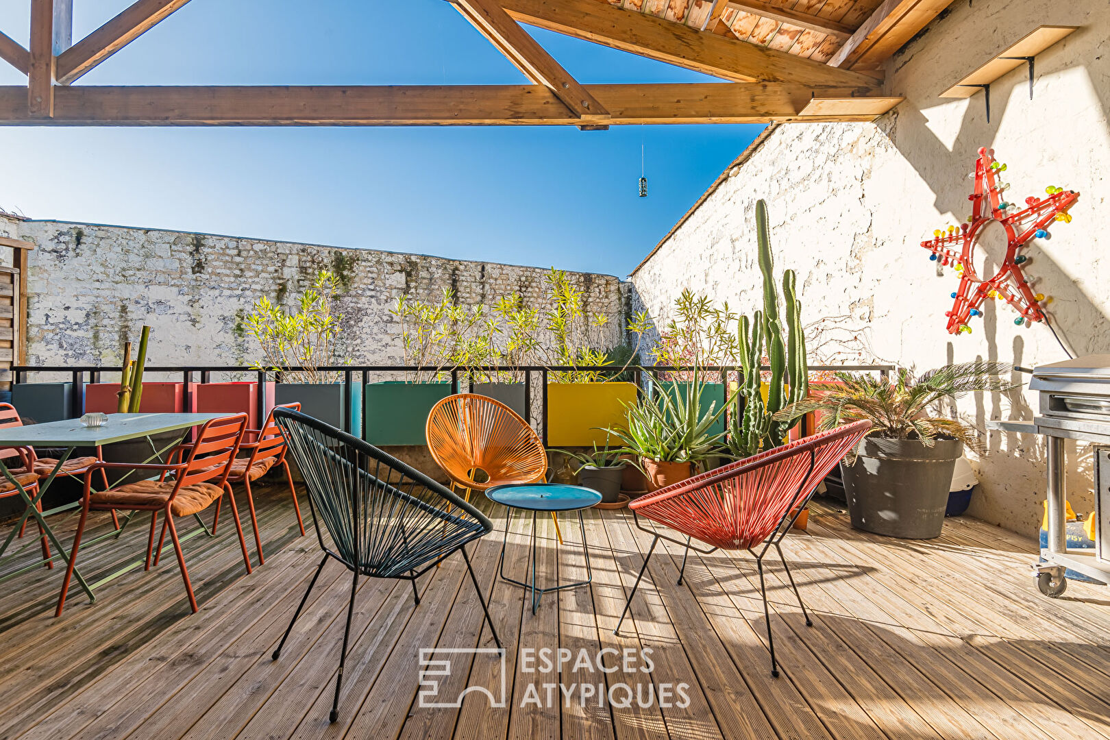 Loft duplex avec terrasse et garage aux Chartrons