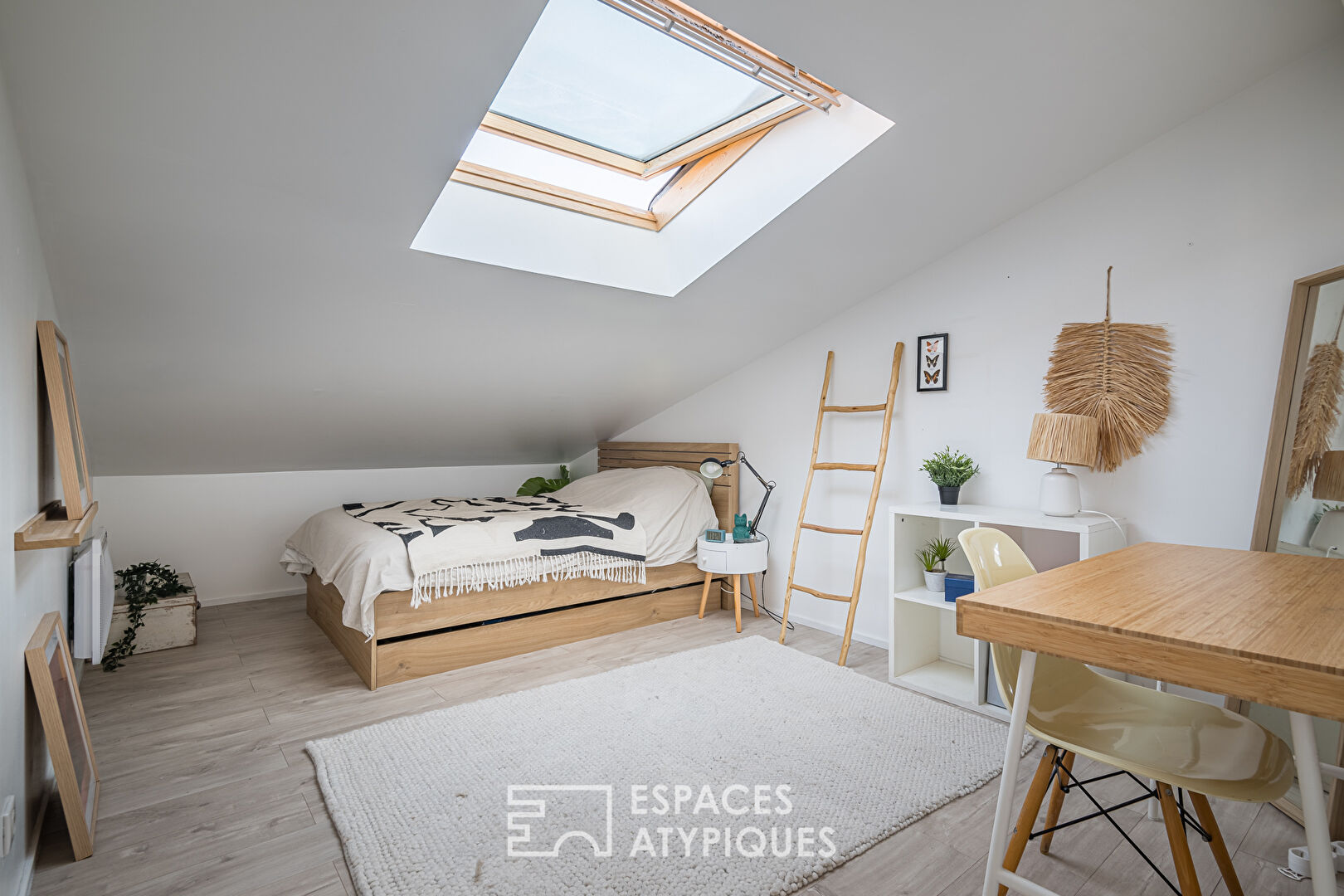 Loft duplex avec terrasse et garage aux Chartrons