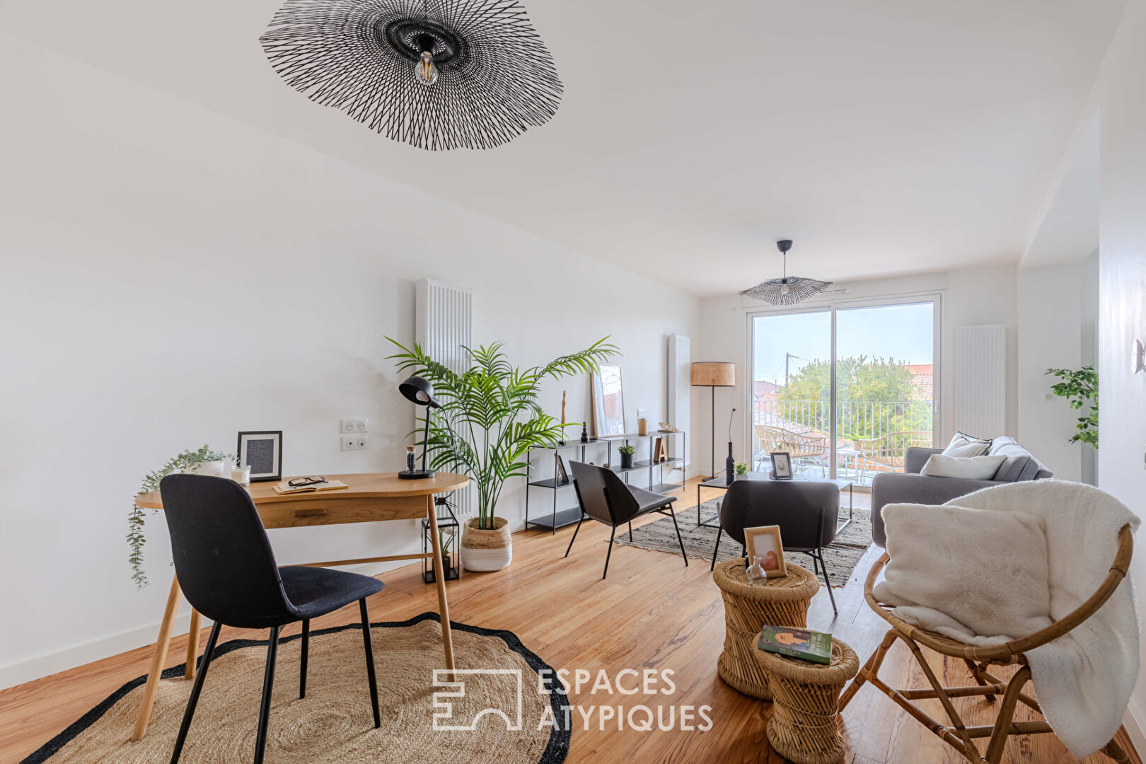 Appartement haut de gamme avec terrasse et garage