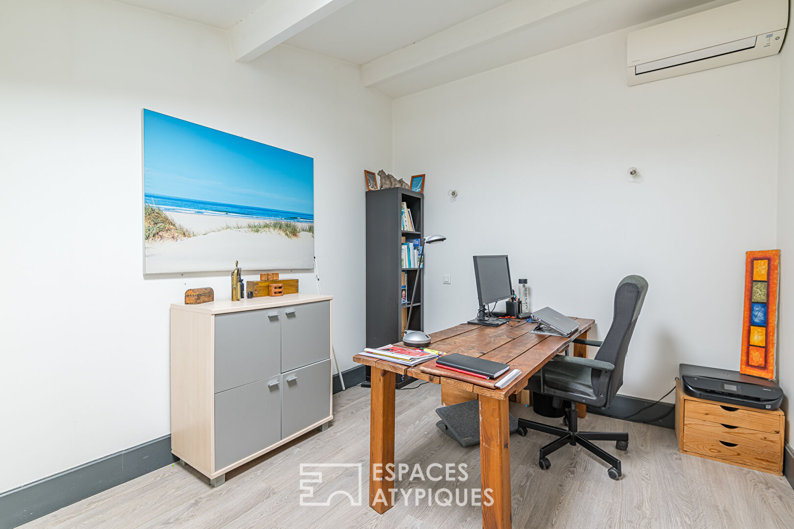 Loft with large garage and terrace