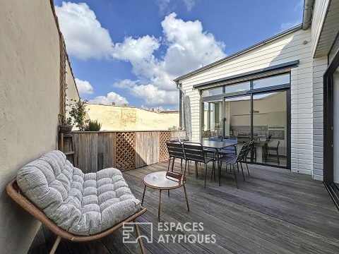 Appartement de standing au dernier étage avec terrasse et ascenseur