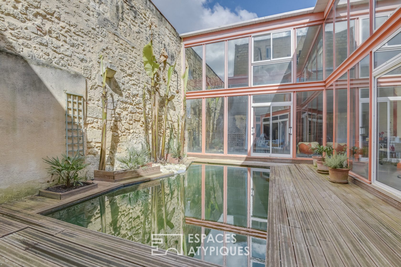 Loft avec piscine aux Chartrons