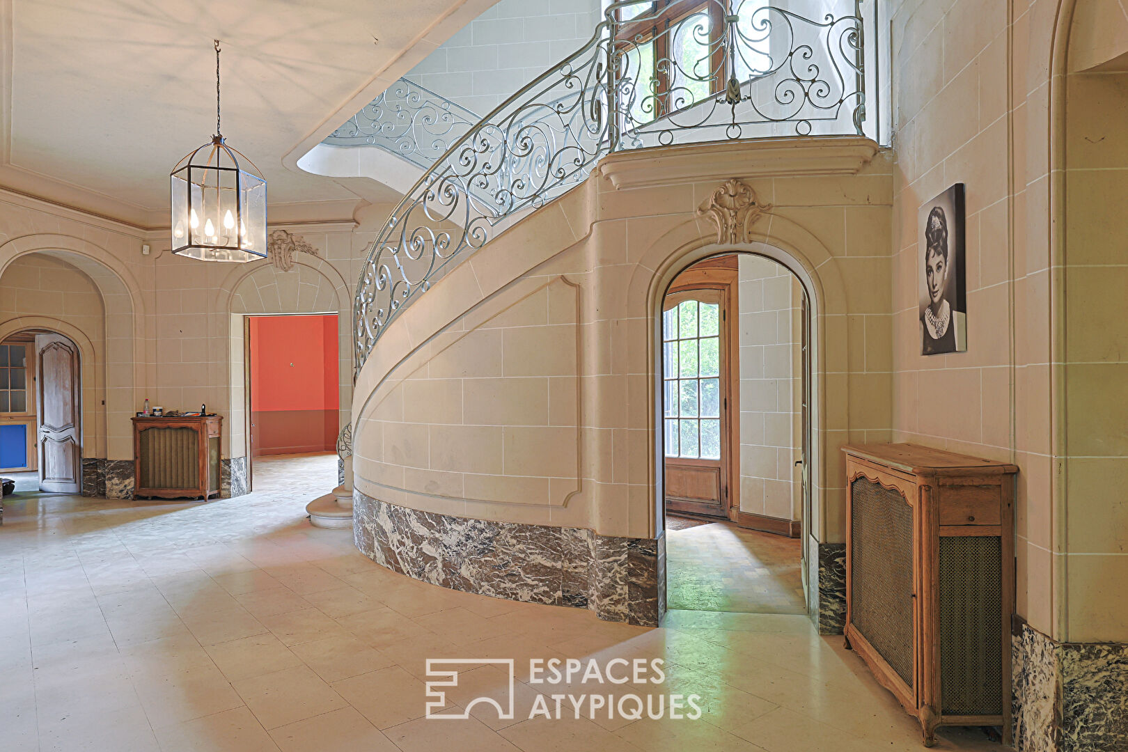 Art Deco Mansion to reinvent