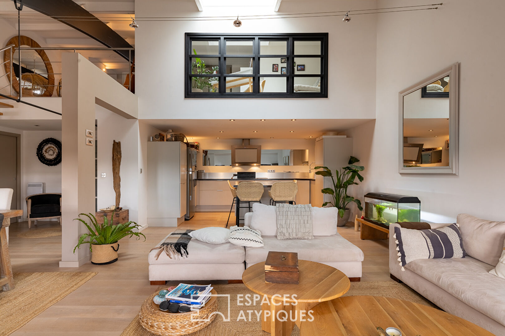 Loft with terrace in an old pottery