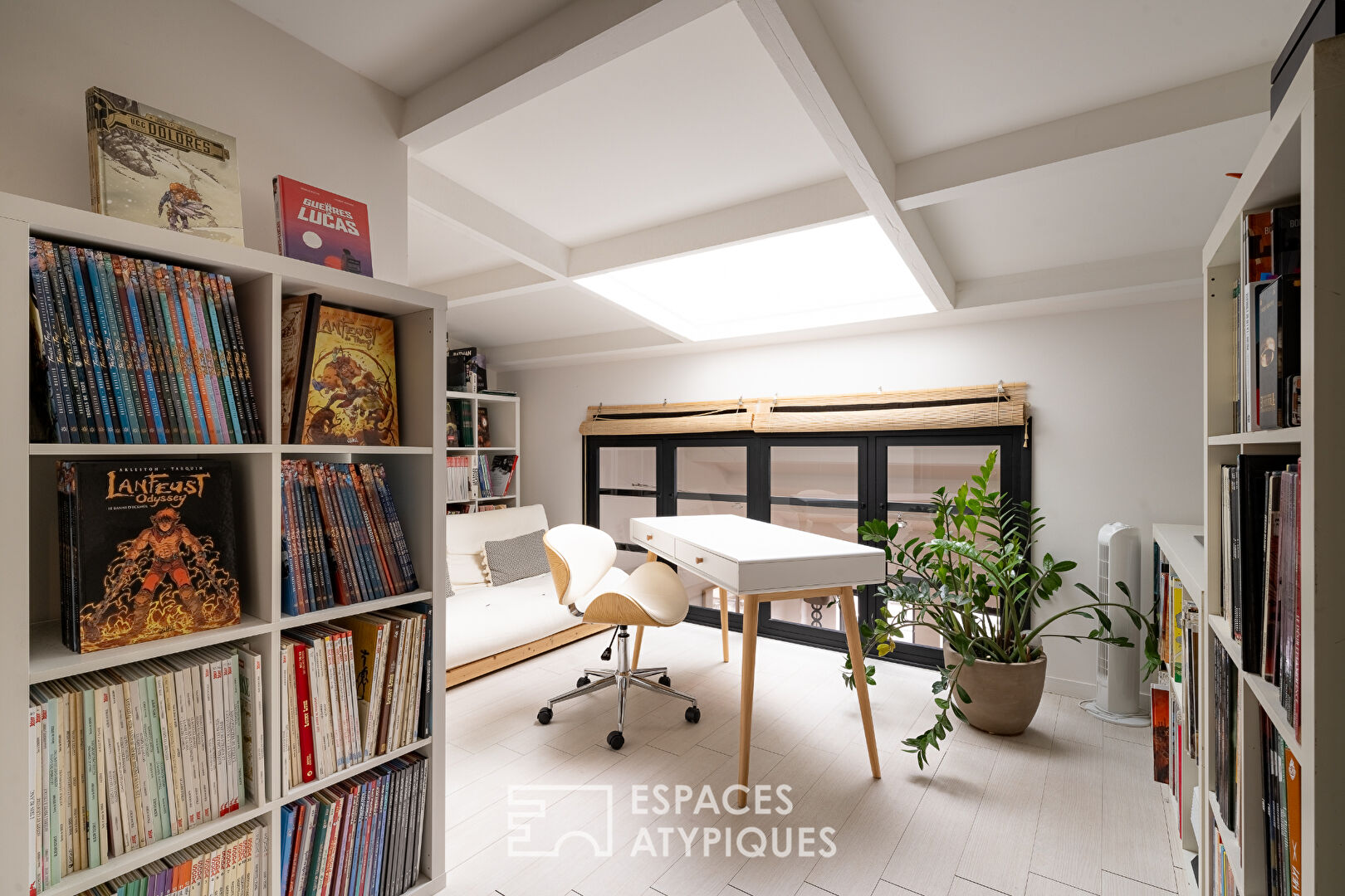 Loft with terrace in an old pottery