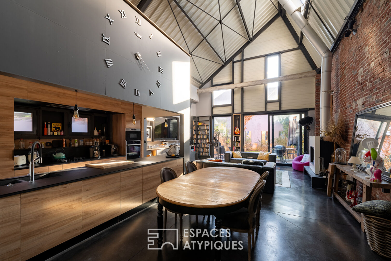 Loft in the heart of a former dye house