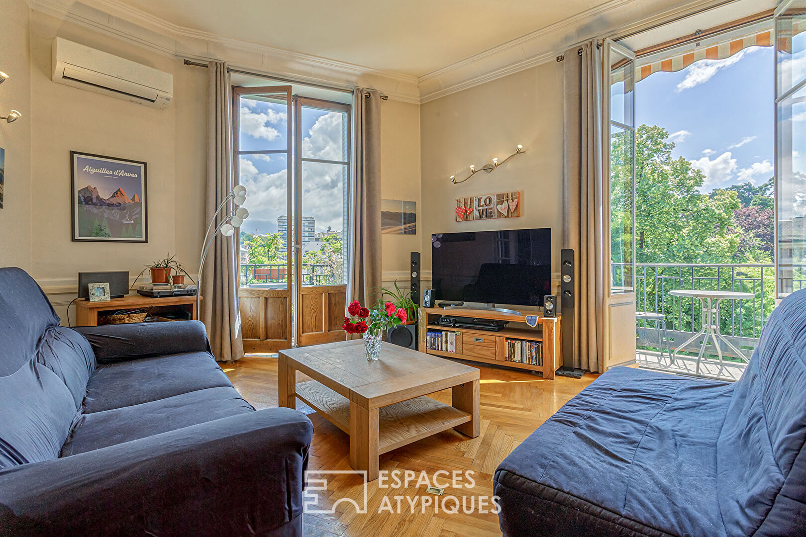 A gem of an apartment of 178 sqm in the heart of the city