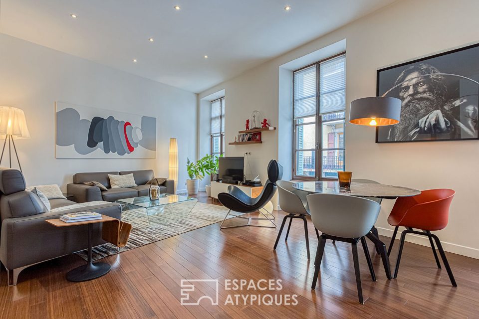 Appartement contemporain avec balcon en hypercentre