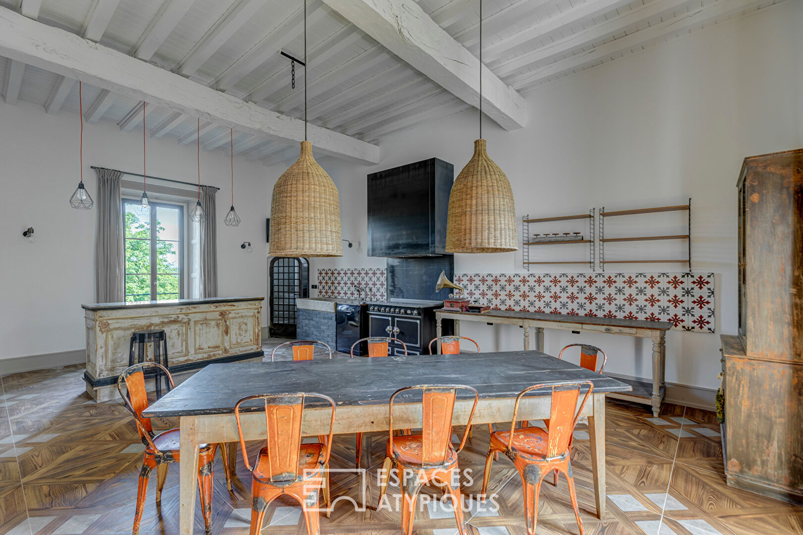 Duplex avec terrasse dans un château du XIVème siècle