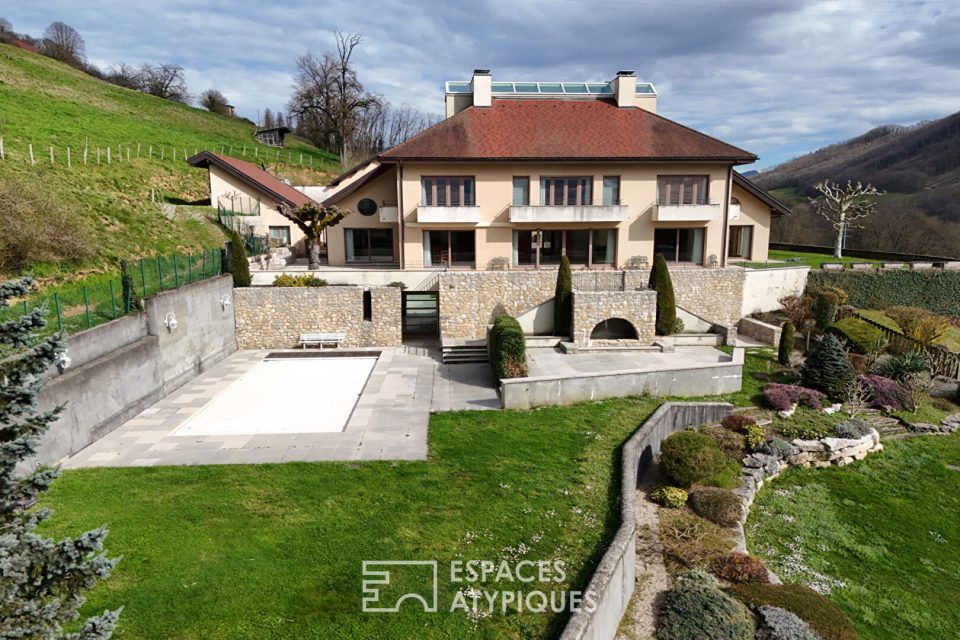 Maison d'architecte avec piscine