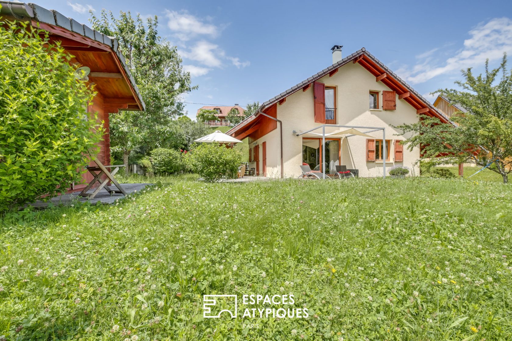 Maison contemporaine avec vue