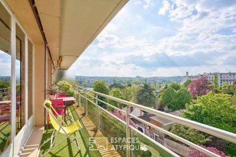 Apartment with balcony and open view