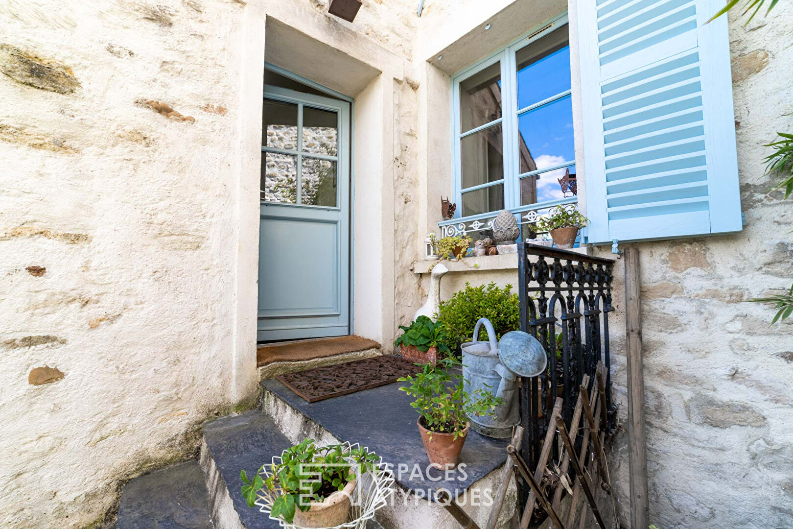 Family house with garden in the heart of the historic center of Verneuil sur Seine