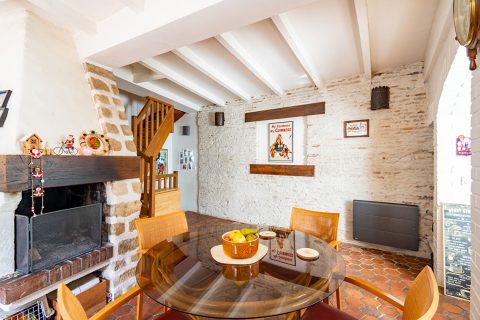 Townhouse in the heart of the village of Louveciennes