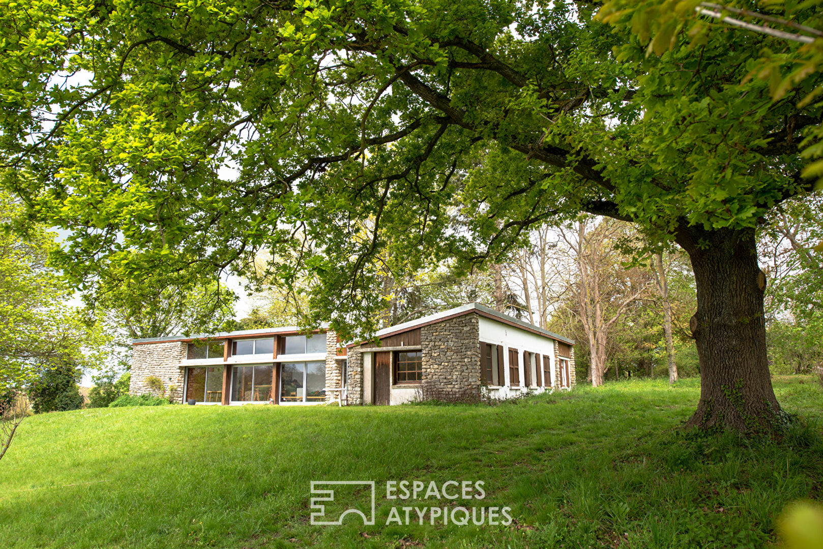 Maison d’architecte des années 50 proche Montfort l’Amaury