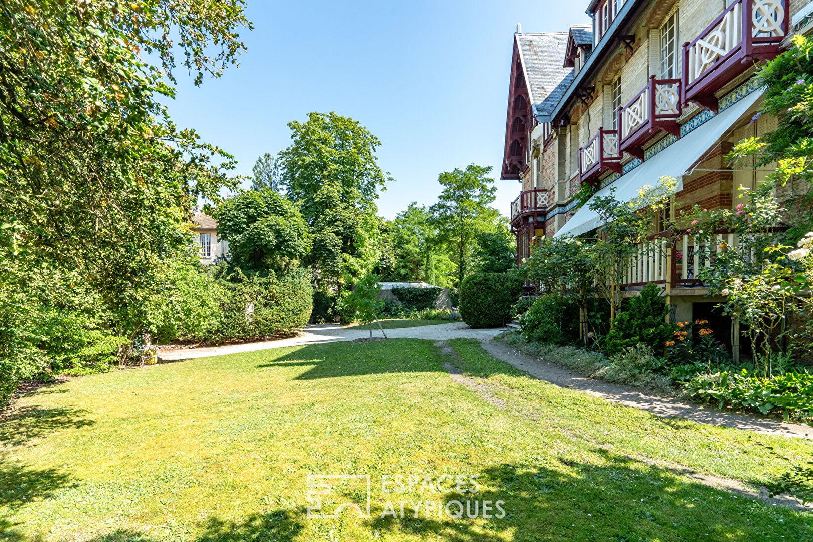 Duplex meublé dans maison remarquable au Vésinet