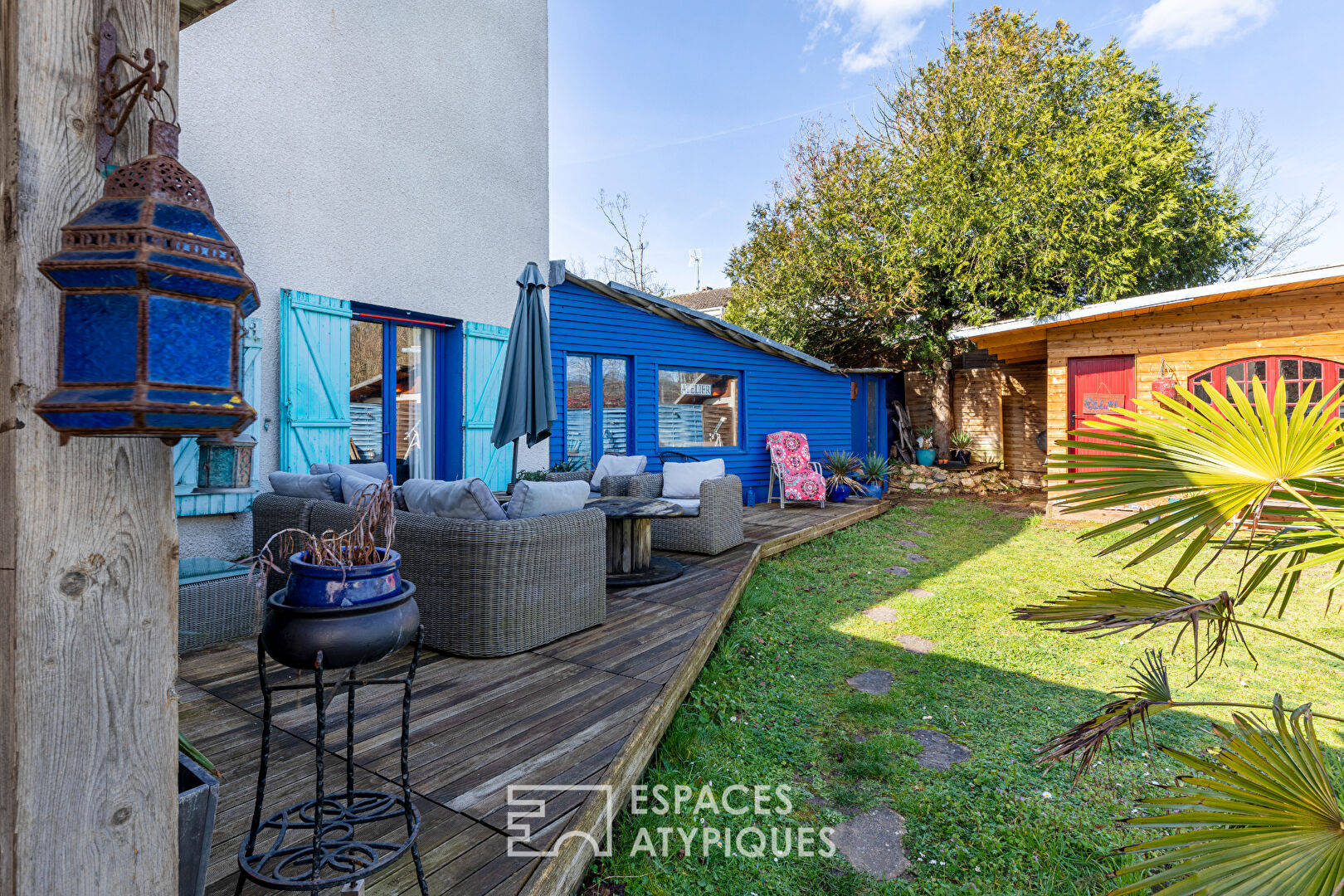 La bohême : maison en plain-pied avec jardin et ses deux ateliers