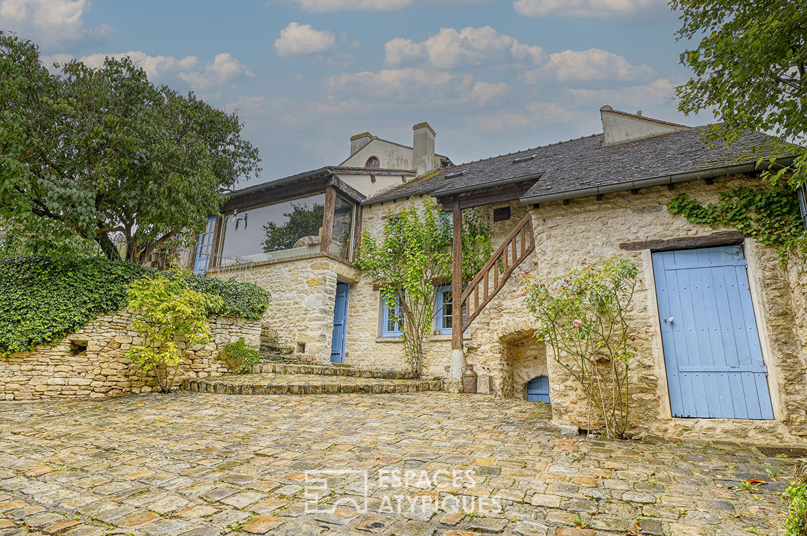 Maison de charme avec piscine : un air provençal à 45 minutes de Paris