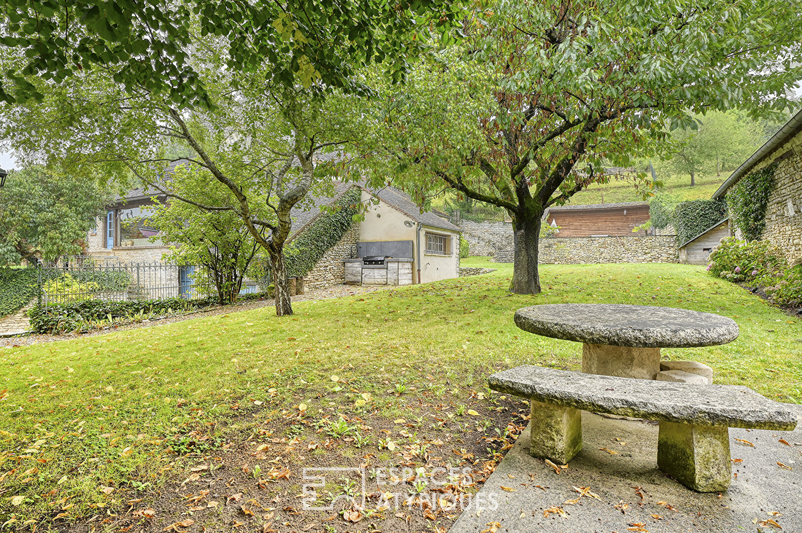 Charming house with swimming pool: a Provençal feel 45 minutes from Paris