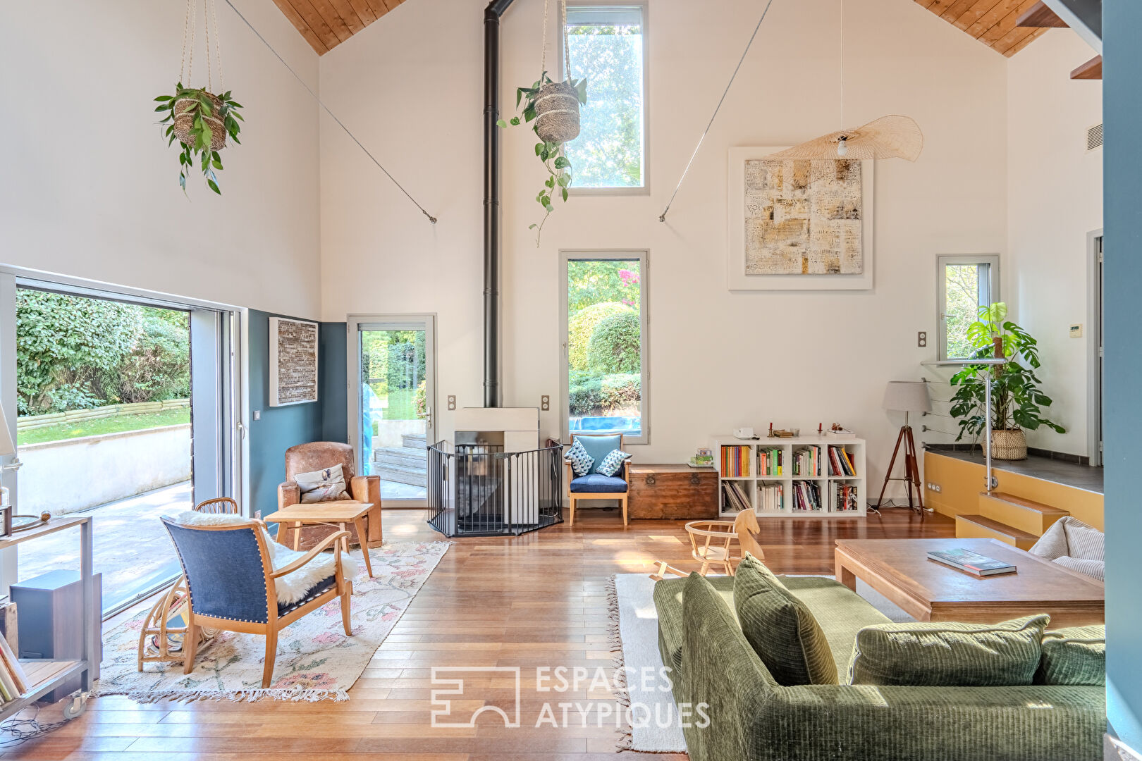 Belle Maison d’architecte en bois, à proximité immédiate de la nature