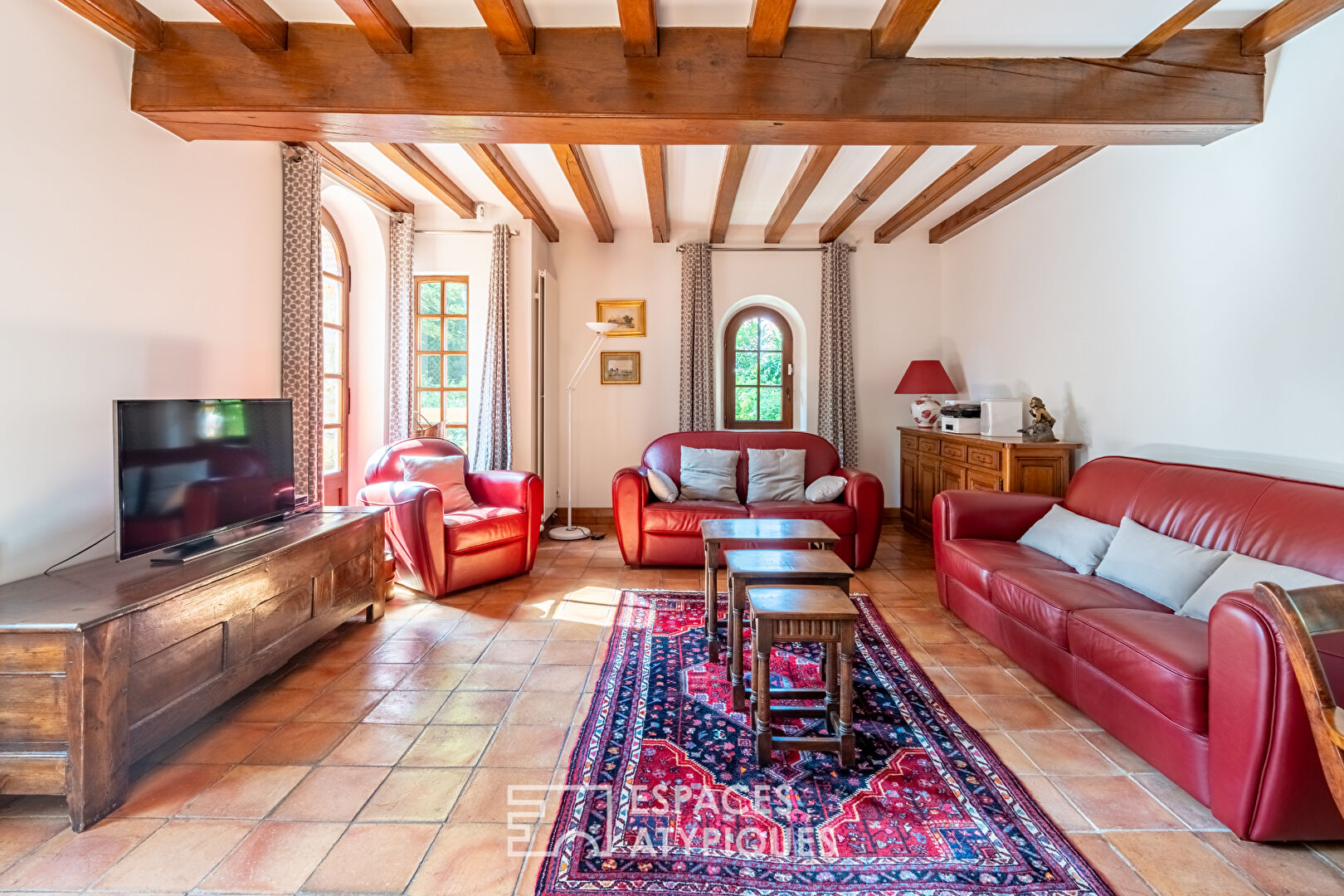 Former chapel transformed into a haven of peace in Jouy-en-Josas