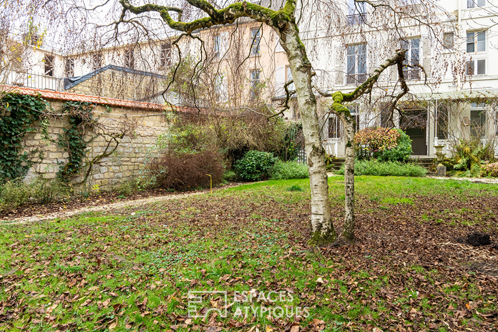 Agréable duplex avec jardin hyper centre de Saint Germain en Laye