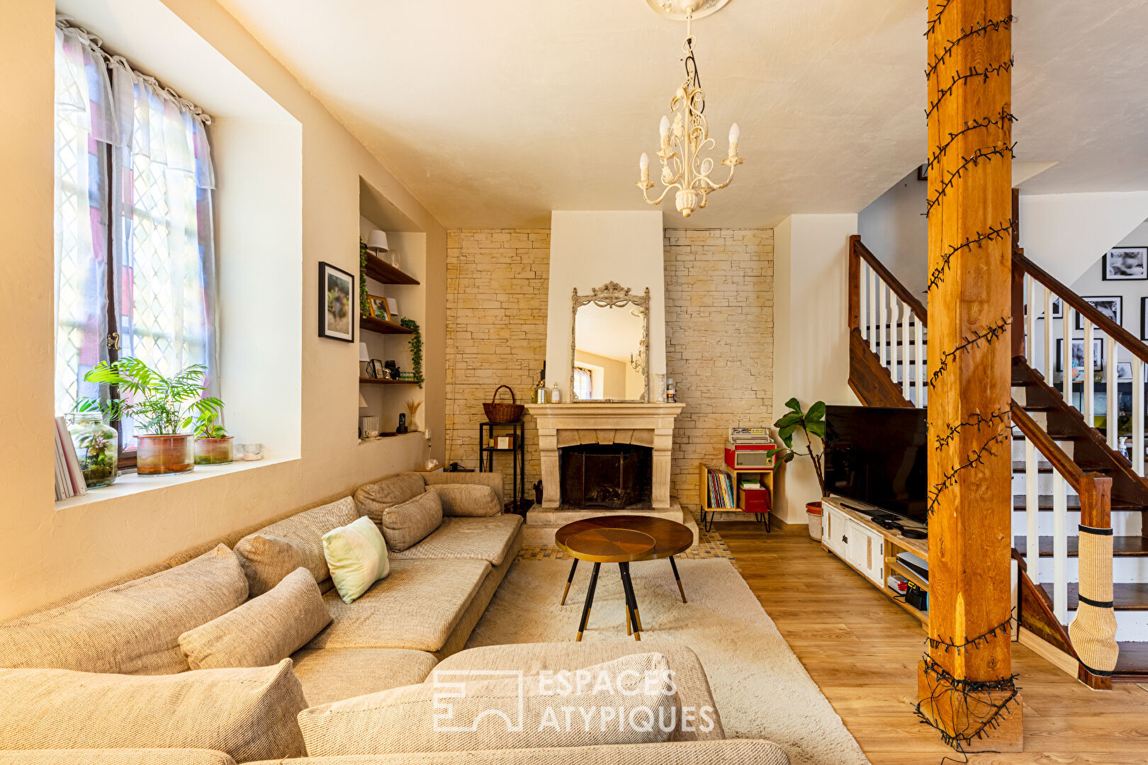 Maison de charme et son jardin suspendu à 2 pas des commerces