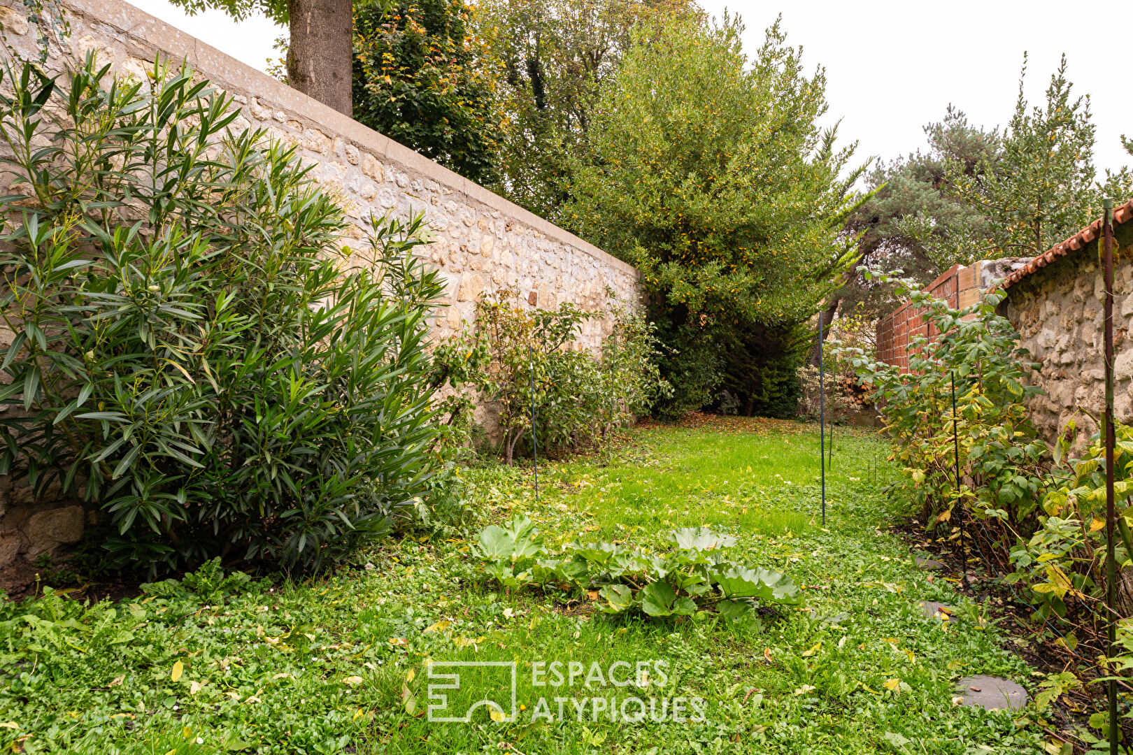 Longère avec terrasse et jardin vieux Marly