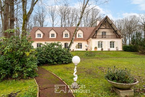 Character house with tennis court in Bullion