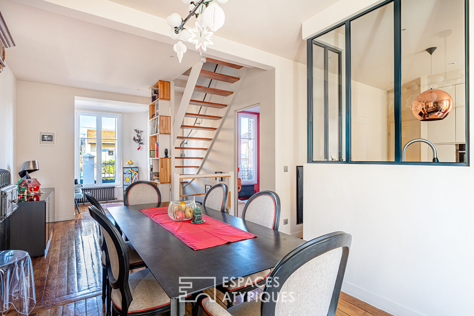 Authentic millstone renovated in 2016, 2 steps from the RER C Versailles-Porchefontaine station