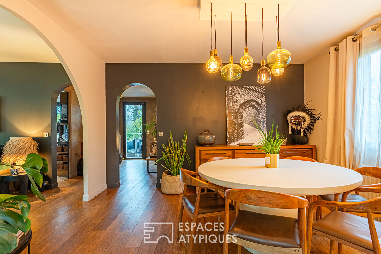 Élégante maison avec piscine et vue panoramique à Dampierre-en-Yvelines