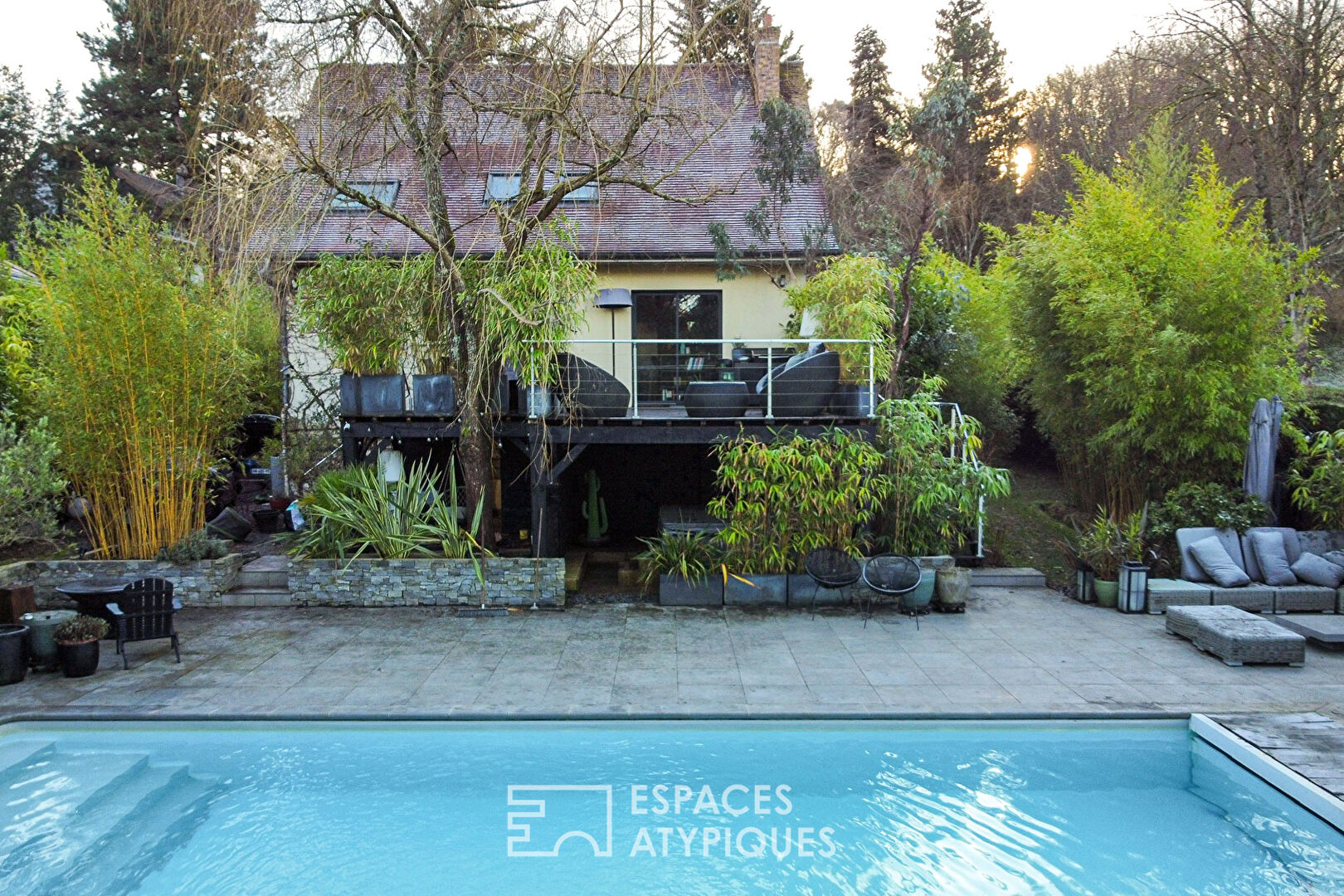 Élégante maison avec piscine et vue panoramique à Dampierre-en-Yvelines