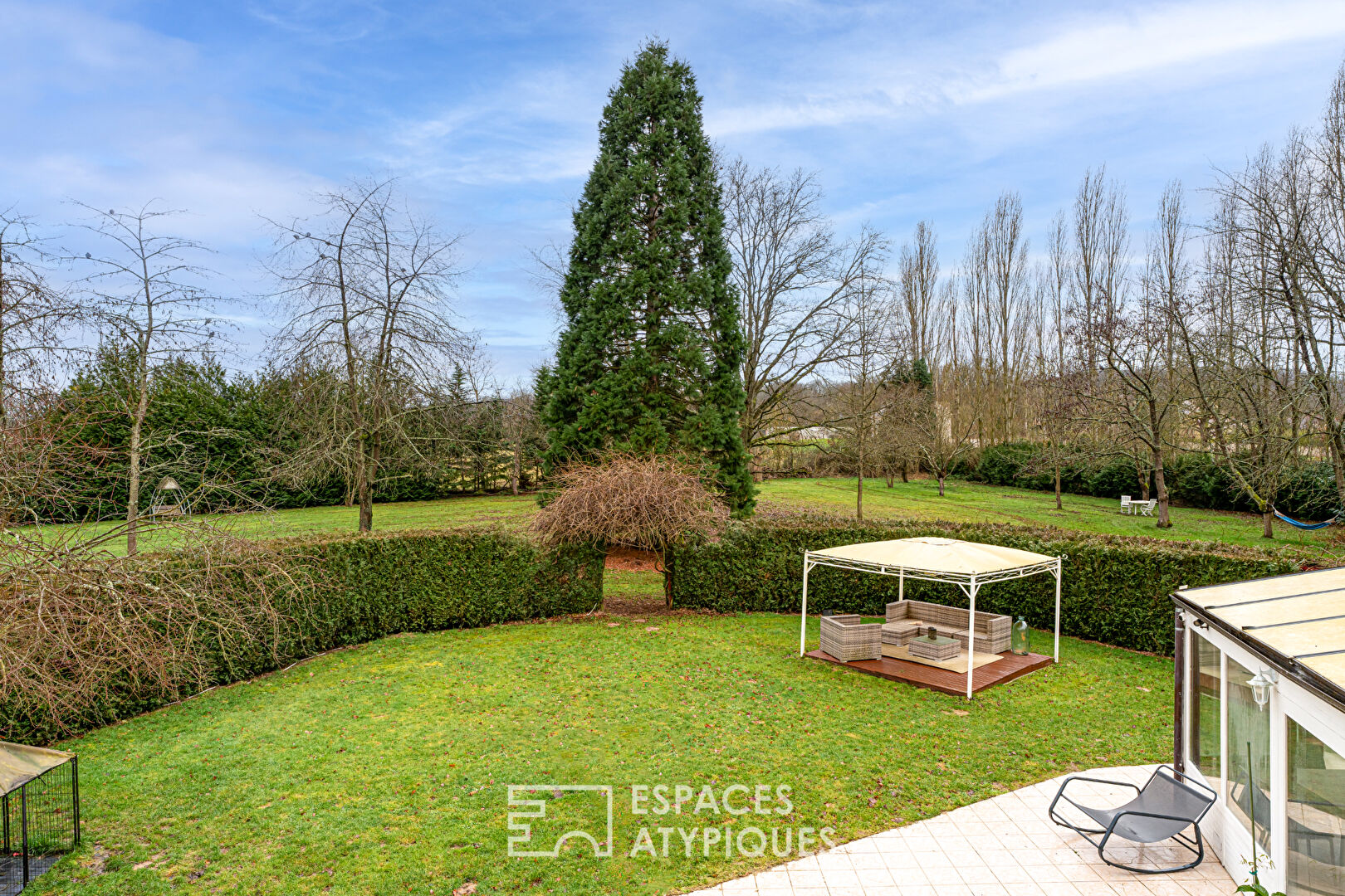 Elegant house with indoor pool 10 minutes from Montfort L’Amaury