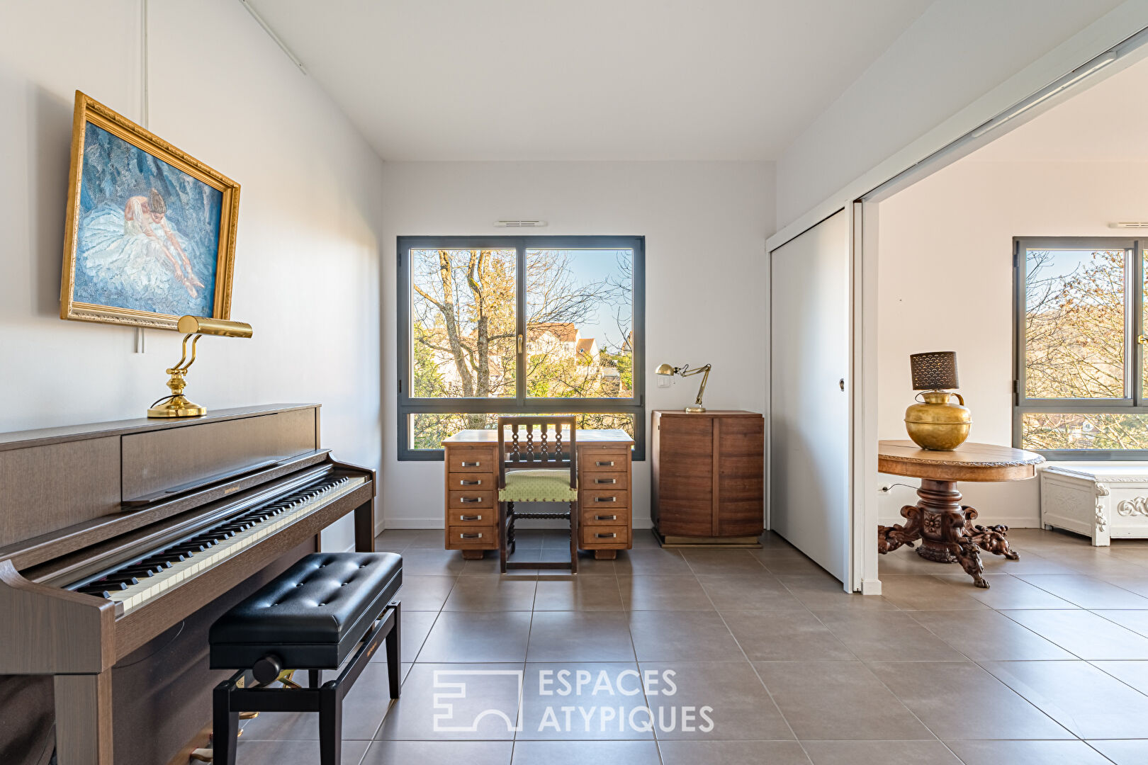 Maison d’architecte à la superbe vue dégagée sur la forêt de la Minière