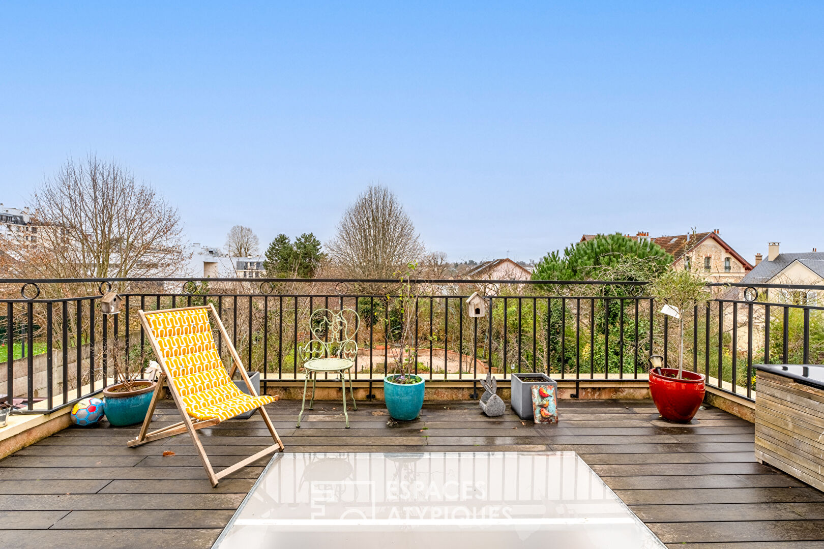 Apartment with terrace in Versailles Porchefontaine