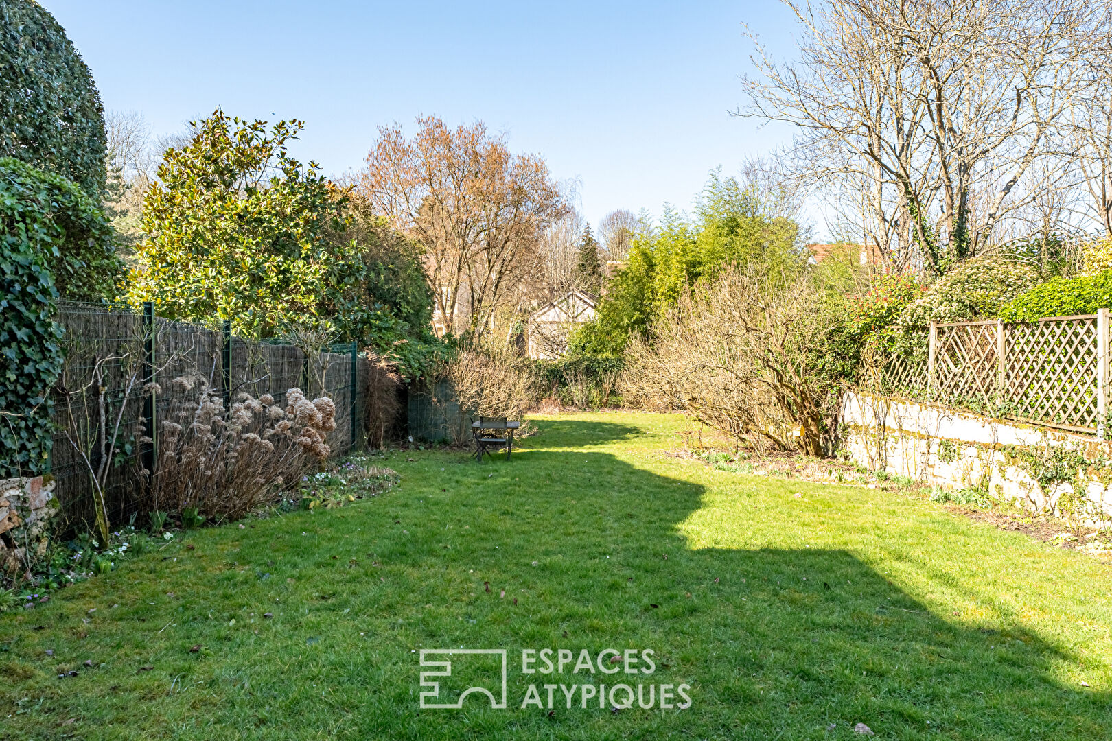 Charmante maison au calme et son jardin bucolique