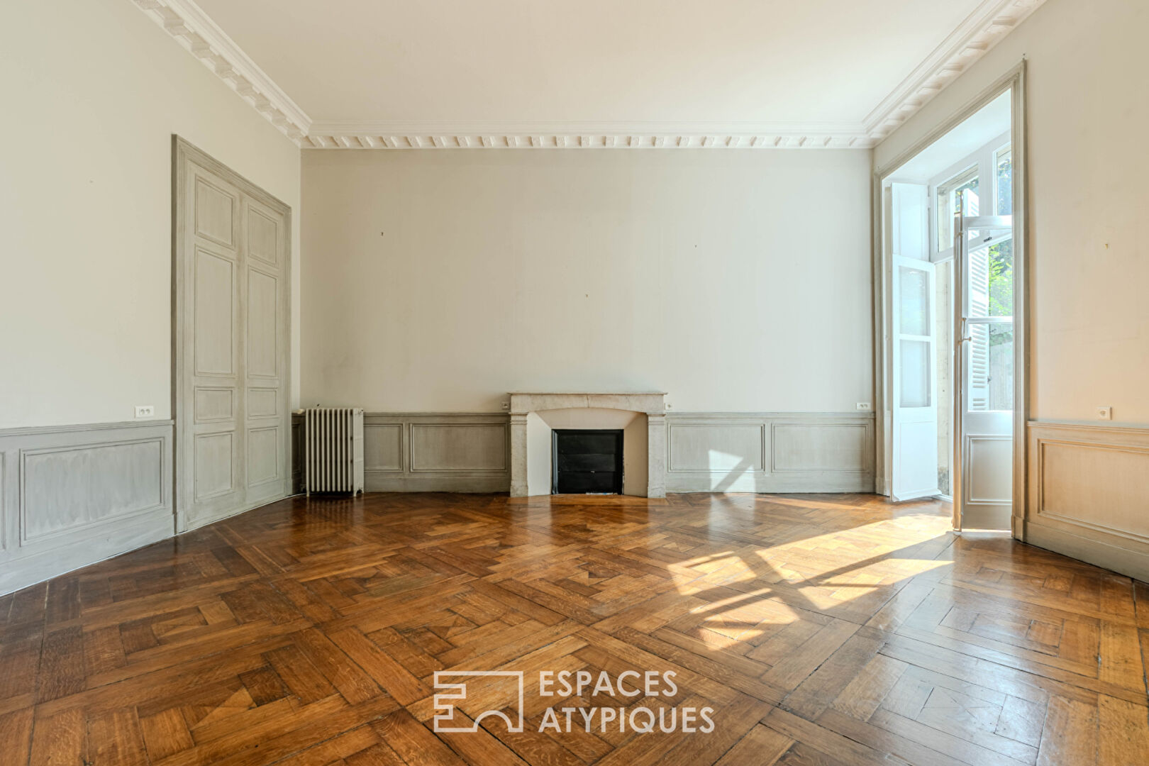 Nantes COURS CAMBRONNE 5 room(s) 232 m2 – 2 appartments on the ground floor