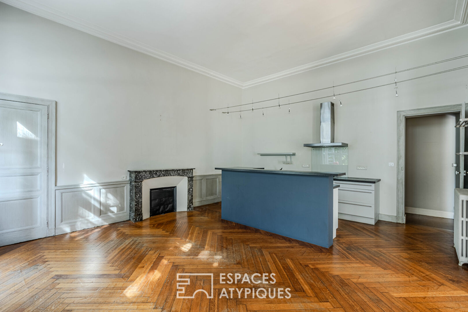 Nantes COURS CAMBRONNE 5 room(s) 232 m2 – 2 appartments on the ground floor