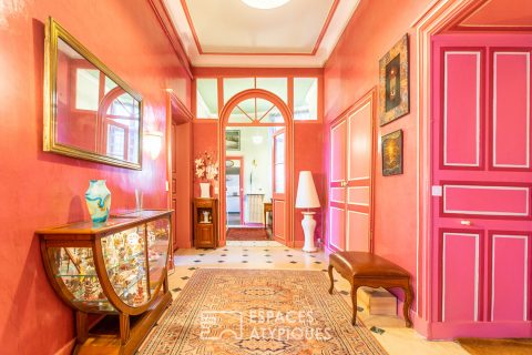 Sumptuous 18th century apartment in the historic district of Nantes