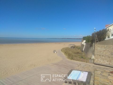 Modern apartment with its feet in the sand in the heart of Bernerie