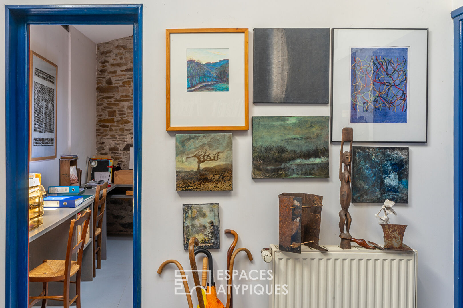 Artists’ House with Garden: A Creative Haven in the Heart of Couëron