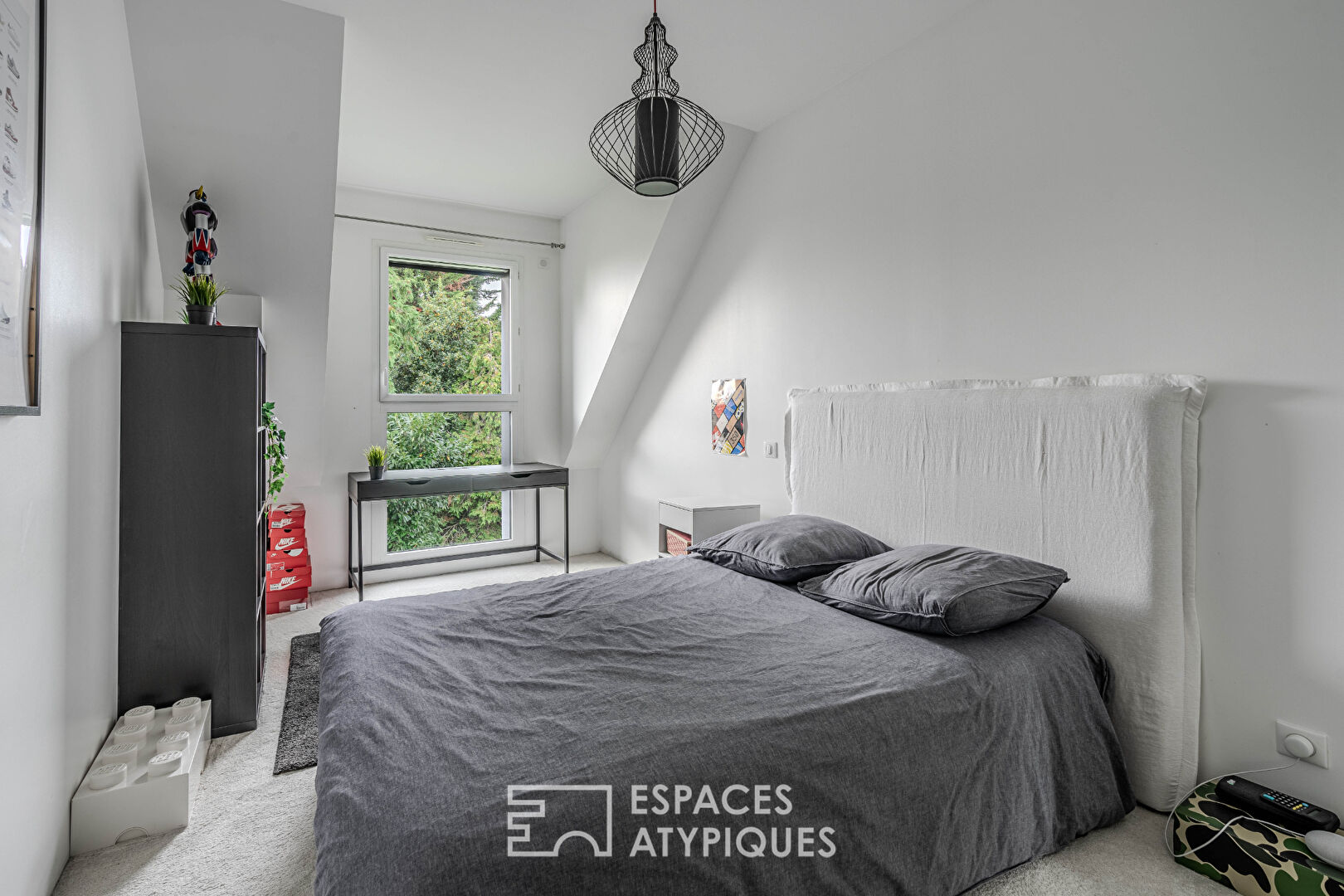 Contemporary Family Home in Nantes – Longchamp