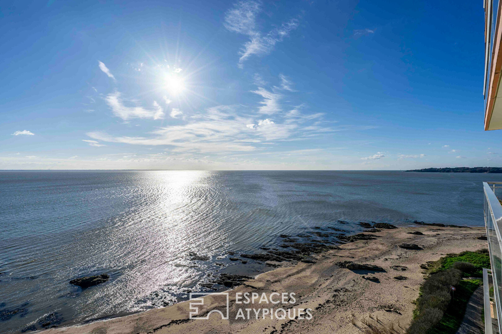 Bel appartement avec vue mer panoramique à Villès-Martin