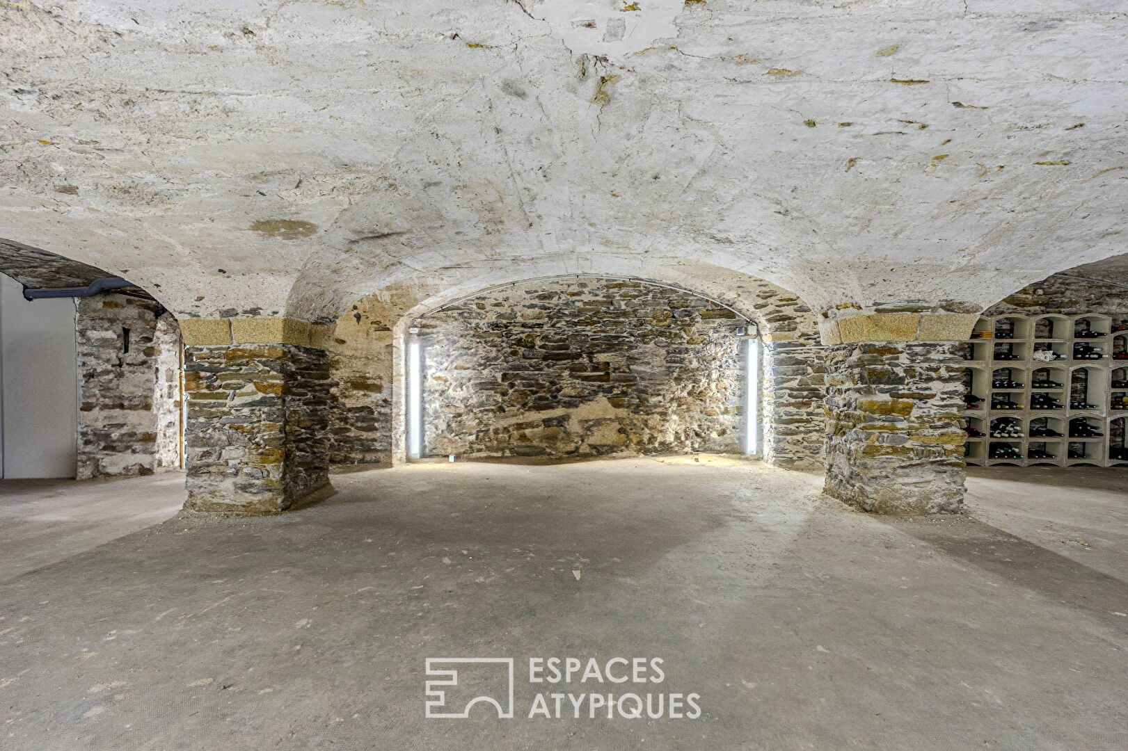 Exclusivité: Ancienne limonaderie cachée quartier jardin des plantes.