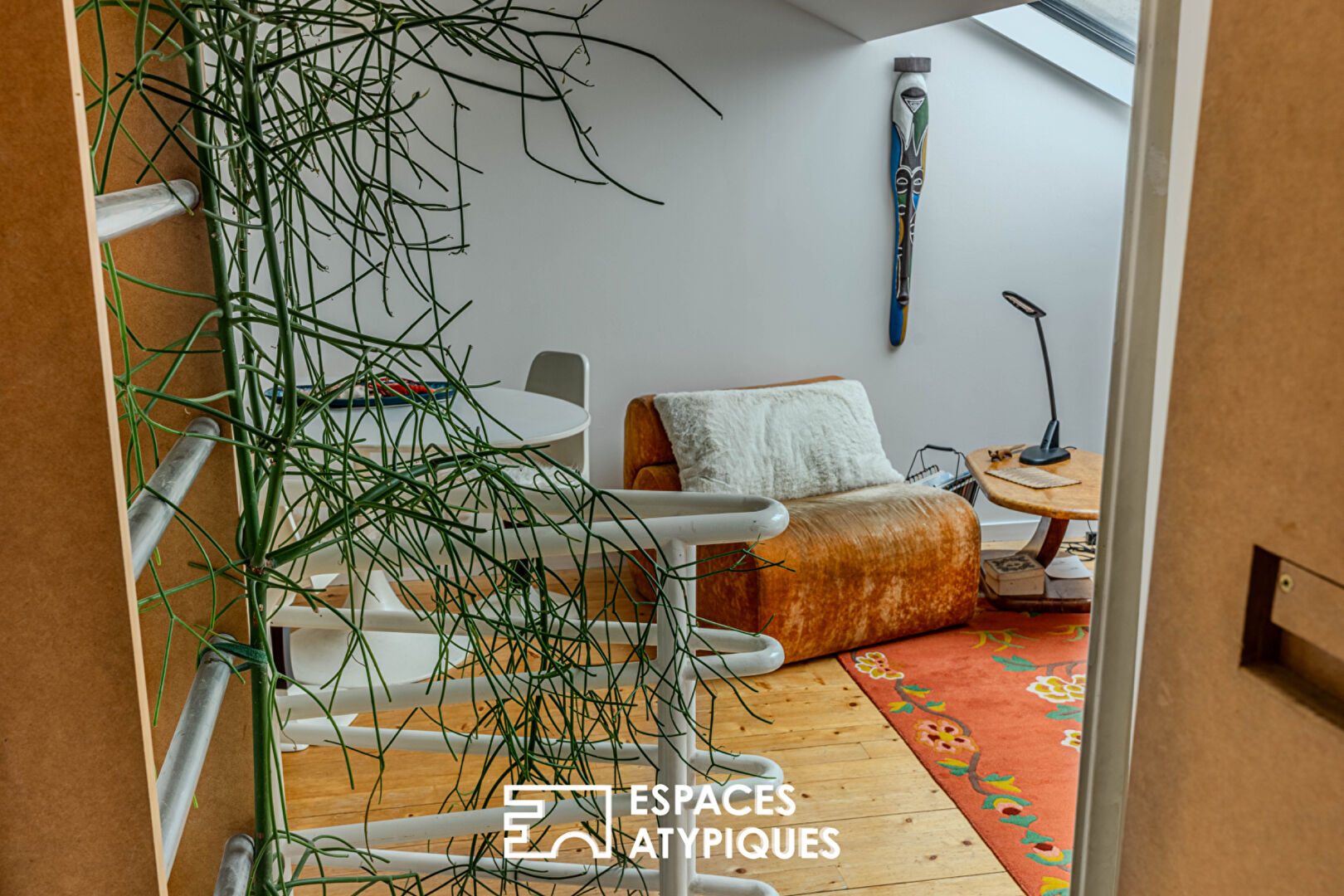 DUPLEX  » inédit »  Cosy et Atypique sous les toits de Nantes