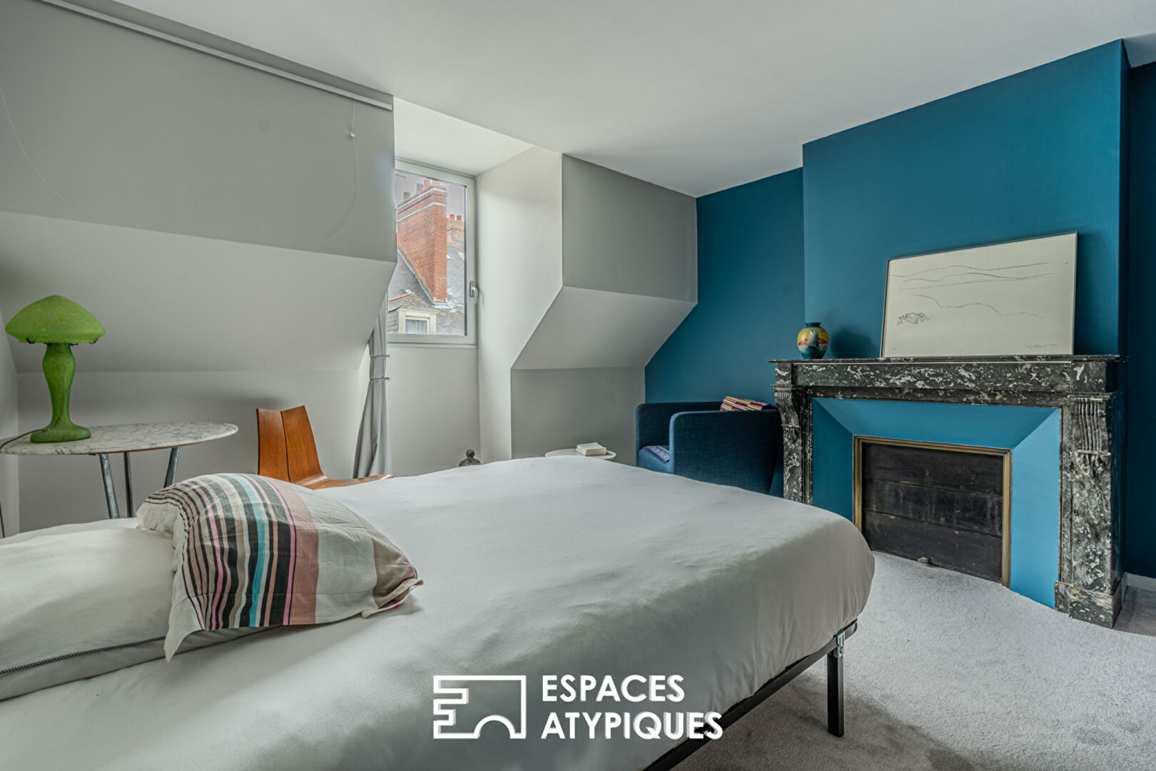 DUPLEX  » inédit »  Cosy et Atypique sous les toits de Nantes