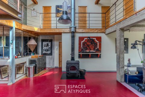 Loft rénové avec espaces extérieurs à Nantes